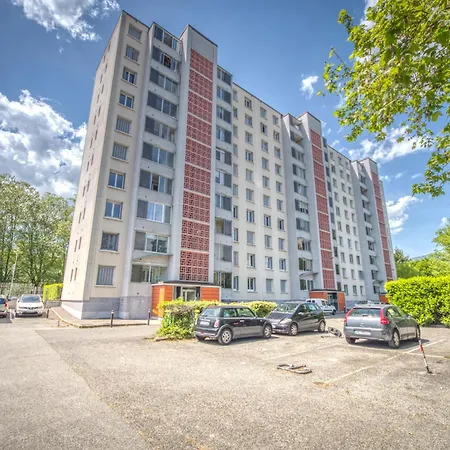 Apartment Le Taillefer 2 - L'amazone Rhut